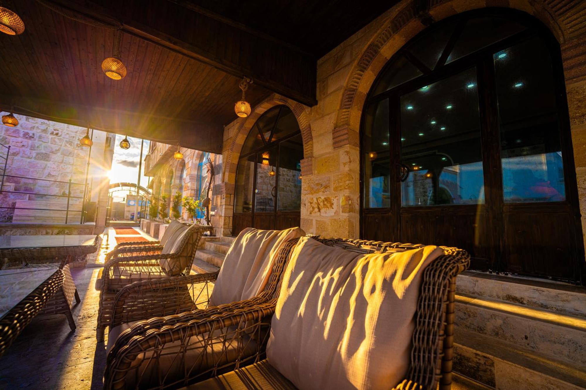 Hotels Crazy Horse Ortahisar Exterior photo